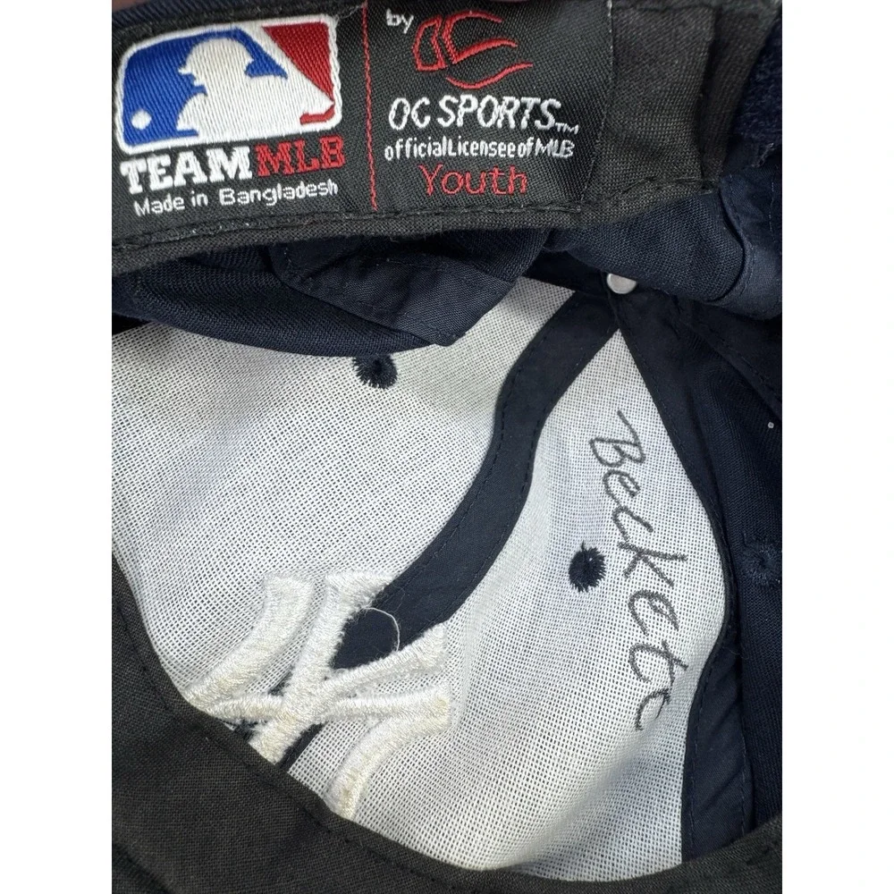 New Era New York Yankees Baseball Hat Youth OSFM Blue Strapback MLB Sportswear